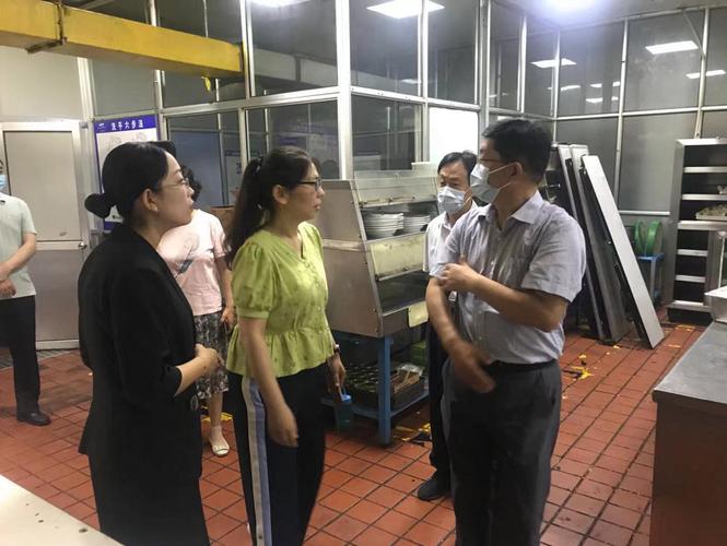 为校园供餐安全“把脉问诊” 市市场监管局强化集体用餐配送单位监管